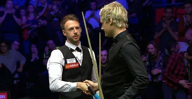 的头部并未 的头部并未